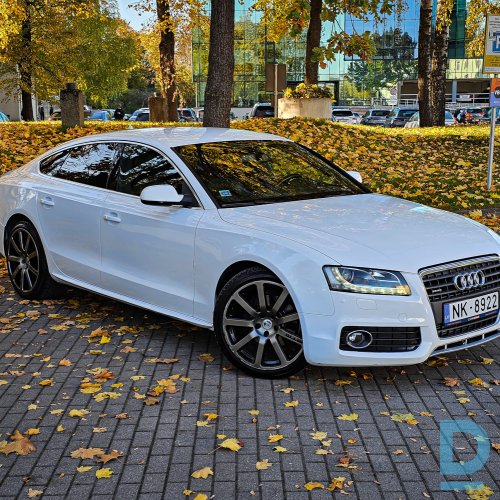 Pārdod Audi A5 3.0D, 2010