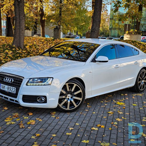 Pārdod Audi A5 3.0D, 2010