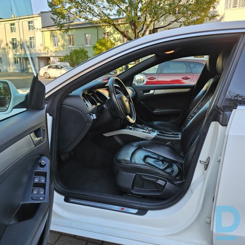 Pārdod Audi A5 3.0D, 2010