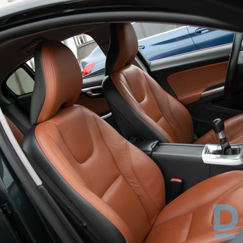 Pārdod Volvo S60 Exclusive, 2.0 D4, 2013