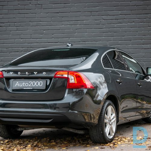 Pārdod Volvo S60 Exclusive, 2.0 D4, 2013