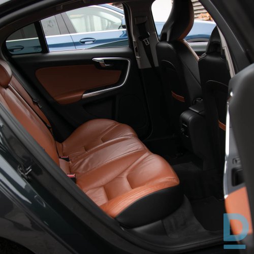Pārdod Volvo S60 Exclusive, 2.0 D4, 2013