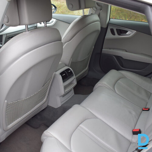 Pārdod Audi A7 3.0d, 2011