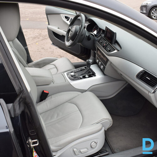 Pārdod Audi A7 3.0d, 2011