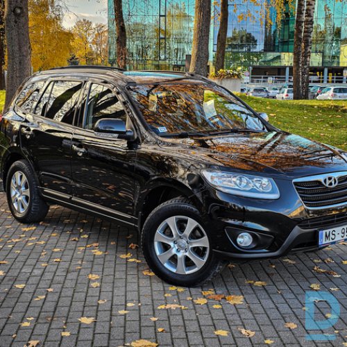 Pārdod Hyundai Santa Fe 2.2d, 2010