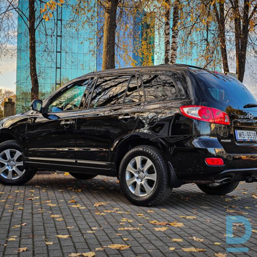 Pārdod Hyundai Santa Fe 2.2d, 2010