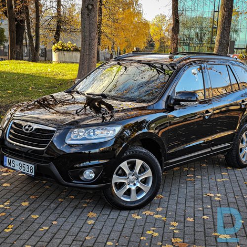 Pārdod Hyundai Santa Fe 2.2d, 2010