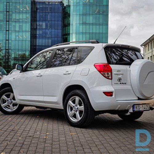 Pārdod Toyota RAV 4 2.2d, 2009