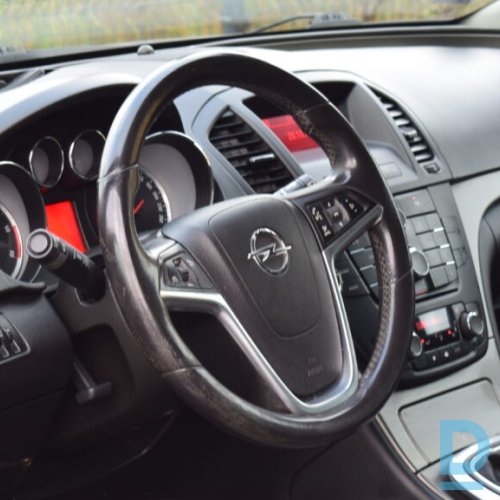 Pārdod Opel Insignia 2.0d, 96KW, 2010