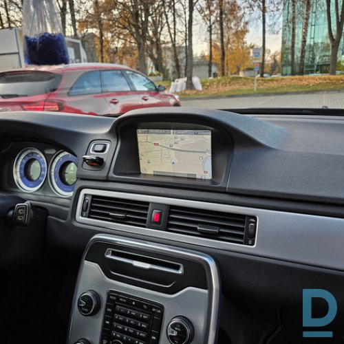 Pārdod Volvo V70 2.0d, 2013