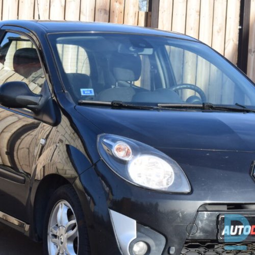 Pārdod Renault Twingo 1.2i, 2008