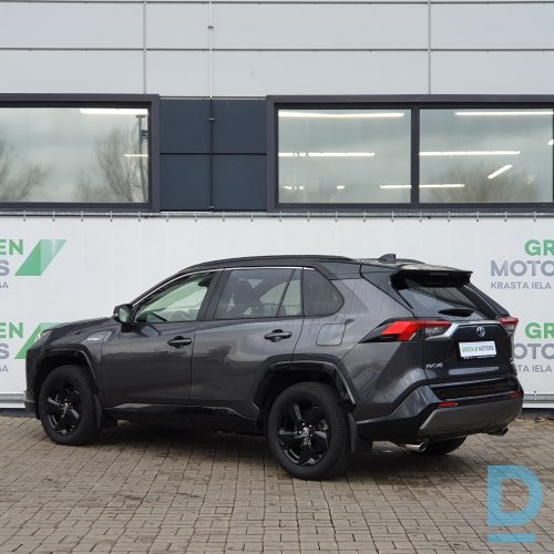 Pārdod Toyota Rav4 Style Hybrid 4WD, 2021