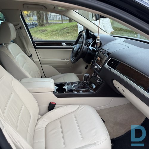 Pārdod Volkswagen Touareg 3.0d, 2014 Pārdod Volkswagen Touareg 3.0d, 2014