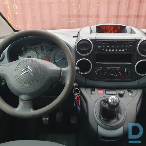 Pārdod Citroen Berlingo 1.6TD Multispace, 2009 Pārdod Citroen Berlingo 1.6TD Multispace, 2009