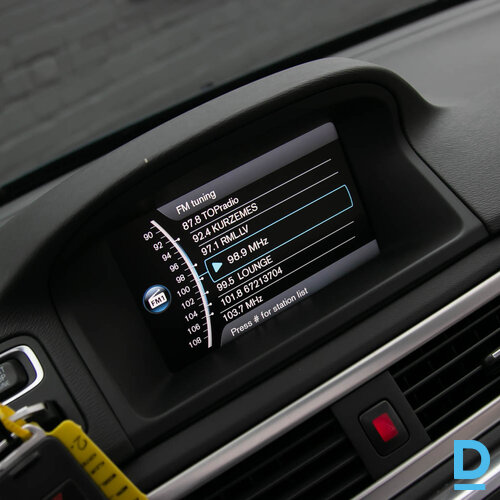 Pārdod Volvo V70 2.0d, Summum, 2014