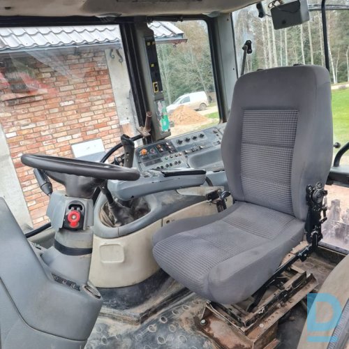 Pārdod Traktors Valtra T140