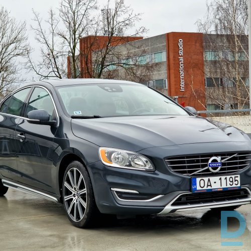 Pārdod Volvo S60 2.5, 2013