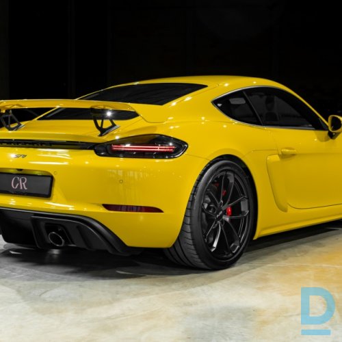 Pārdod Porsche Cayman GT4, 2020