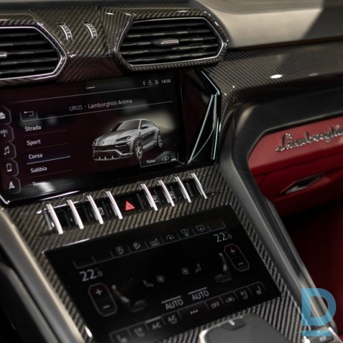 Pārdod Lamborghini Urus V8, 2021