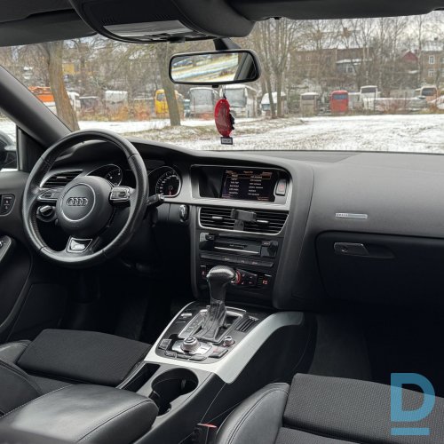 Pārdod Audi A5 3.0d, 2012