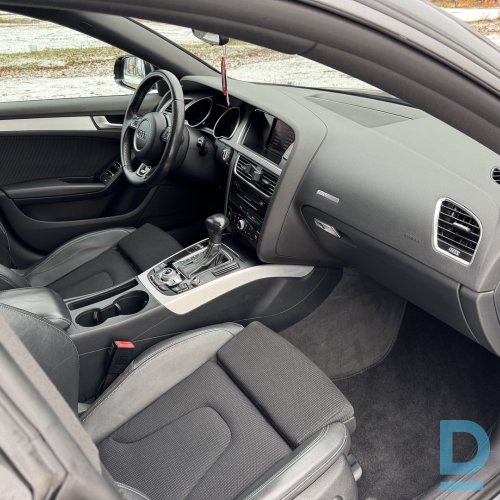 Pārdod Audi A5 3.0d, 2012