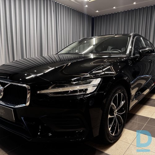 Pārdod Volvo V60 2.0 B4, 2021