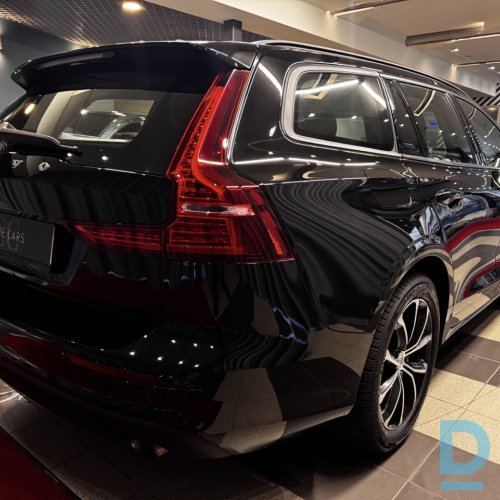 Pārdod Volvo V60 2.0 B4, 2021