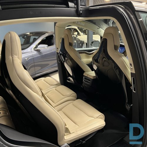 Pārdod Tesla Model X 90D, 2016
