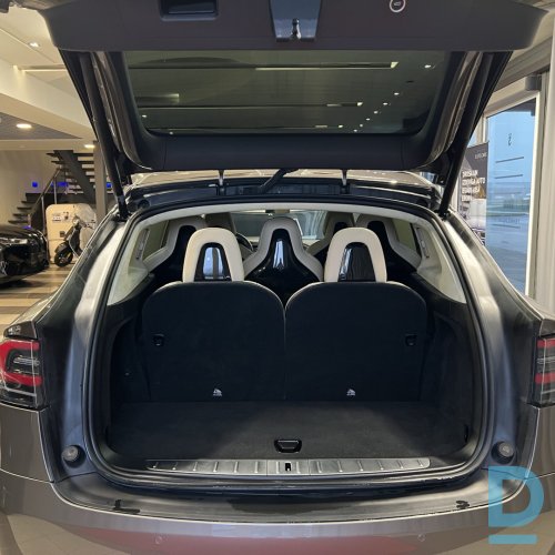 Pārdod Tesla Model X 90D, 2016