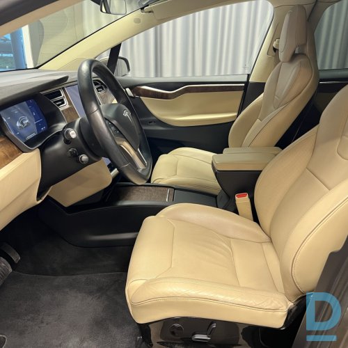 Pārdod Tesla Model X 90D, 2016