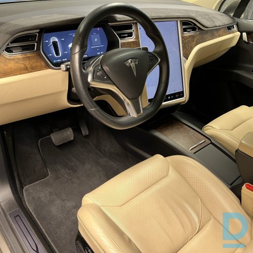 Pārdod Tesla Model X 90D, 2016