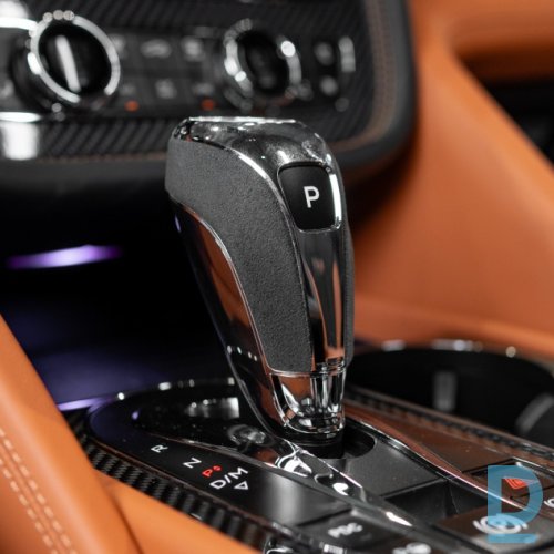 Pārdod Bentley Bentayga S V8, 2023 Pārdod Bentley Bentayga S V8, 2023