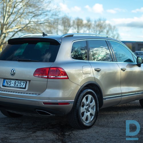 Pārdod Volkswagen Touareg, 2017. gada, 3.0 dīzelis