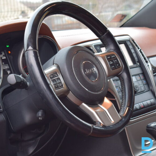 Pārdod Jeep Grand Cherokee 3.0D, 2012