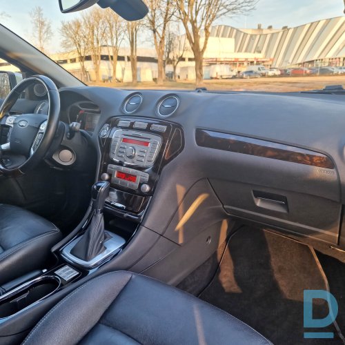 Pārdod Ford Mondeo 2.0d, 2010