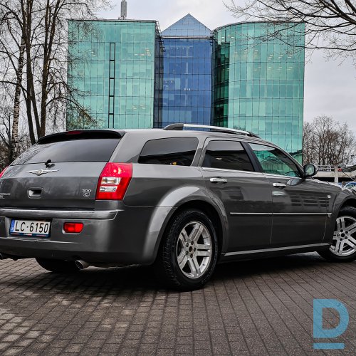 Pārdod Chrysler 300C 3.0d, 2006