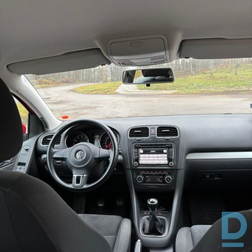 Pārdod Volkswagen Golf, 2010