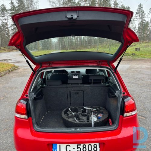 Pārdod Volkswagen Golf, 2010
