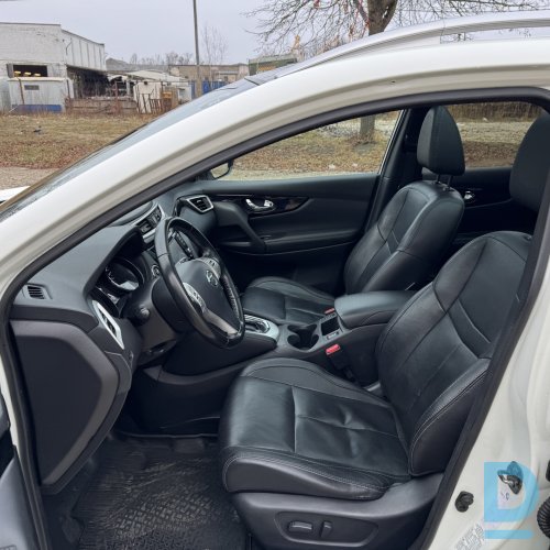 Pārdod Nissan Qashqai 1.2i, 2017