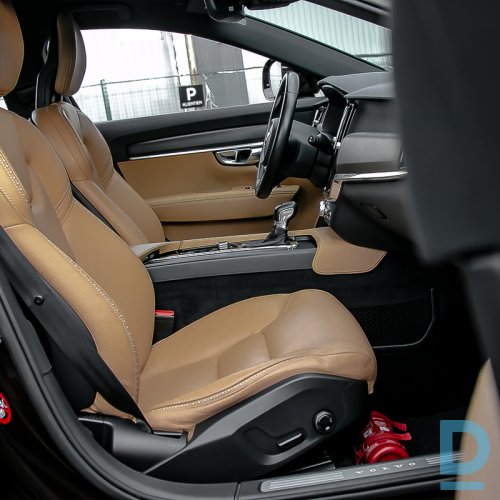 Pārdod Volvo V90 Cross Country 2.0 D4, 2018