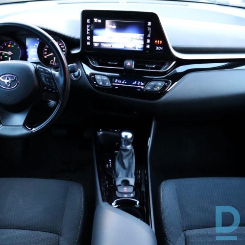 Pārdod Toyota C-Hr, 1.2i, 2019 Pārdod Toyota C-Hr, 1.2i, 2019