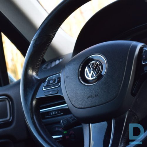 Pārdod Volkswagen Touareg 3.0d, 2012