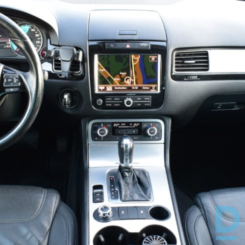 Pārdod Volkswagen Touareg 3.0d, 2012