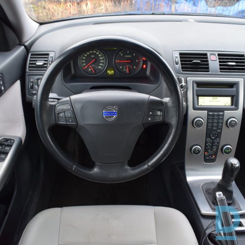 Pārdod Volvo S40 2.0d, 2007
