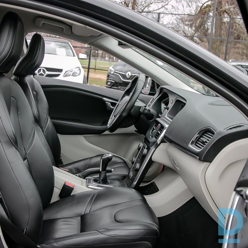 Pārdod Volvo V40 2.0d, 2014 Pārdod Volvo V40 2.0d, 2014