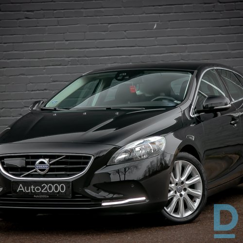 Pārdod Volvo V40 2.0d, 2014
