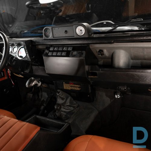 Pārdod Land Rover Defender, 1998