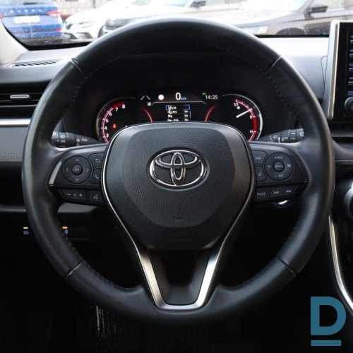 Pārdod Toyota Rav4 Luxury Fwd. 2.0, 2019