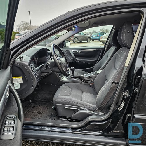 Pārdod Volvo V70 2.4D, 2005