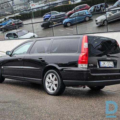 Pārdod Volvo V70 2.4D, 2005